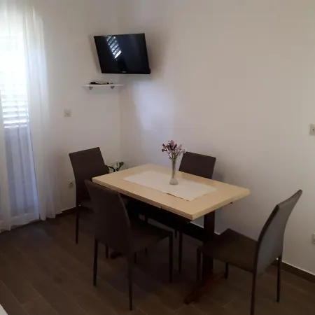 Apartmán On The First Floor