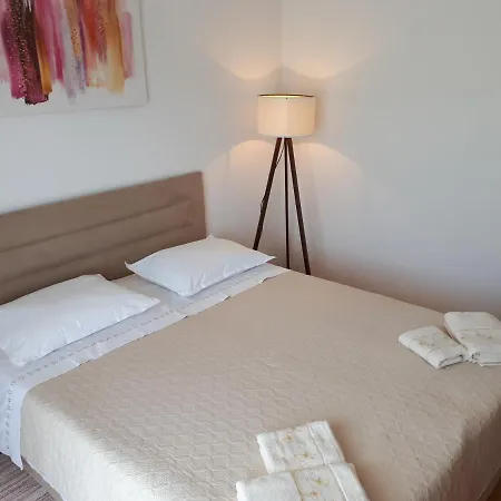 On The First Floor * Jelsa (Hvar)